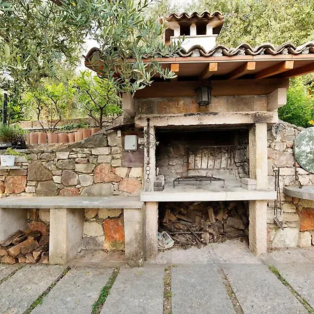 Holiday home Rustico Alle Fornare Torri Del Benaco